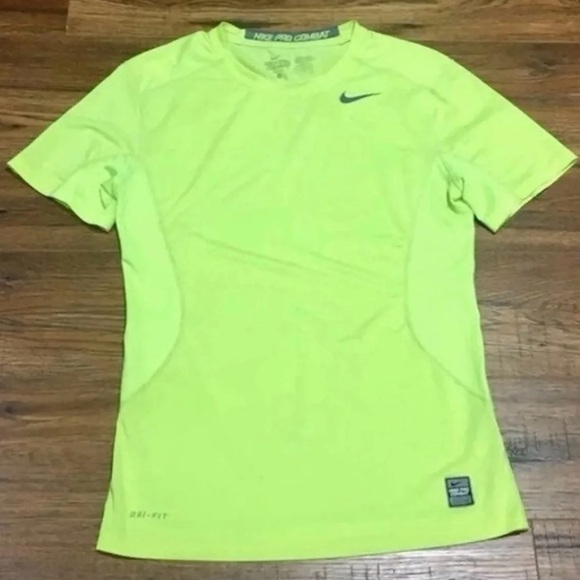 Nike Dri Fit Tshirt Size Small Bundle of 3 - Picture 4 of 14